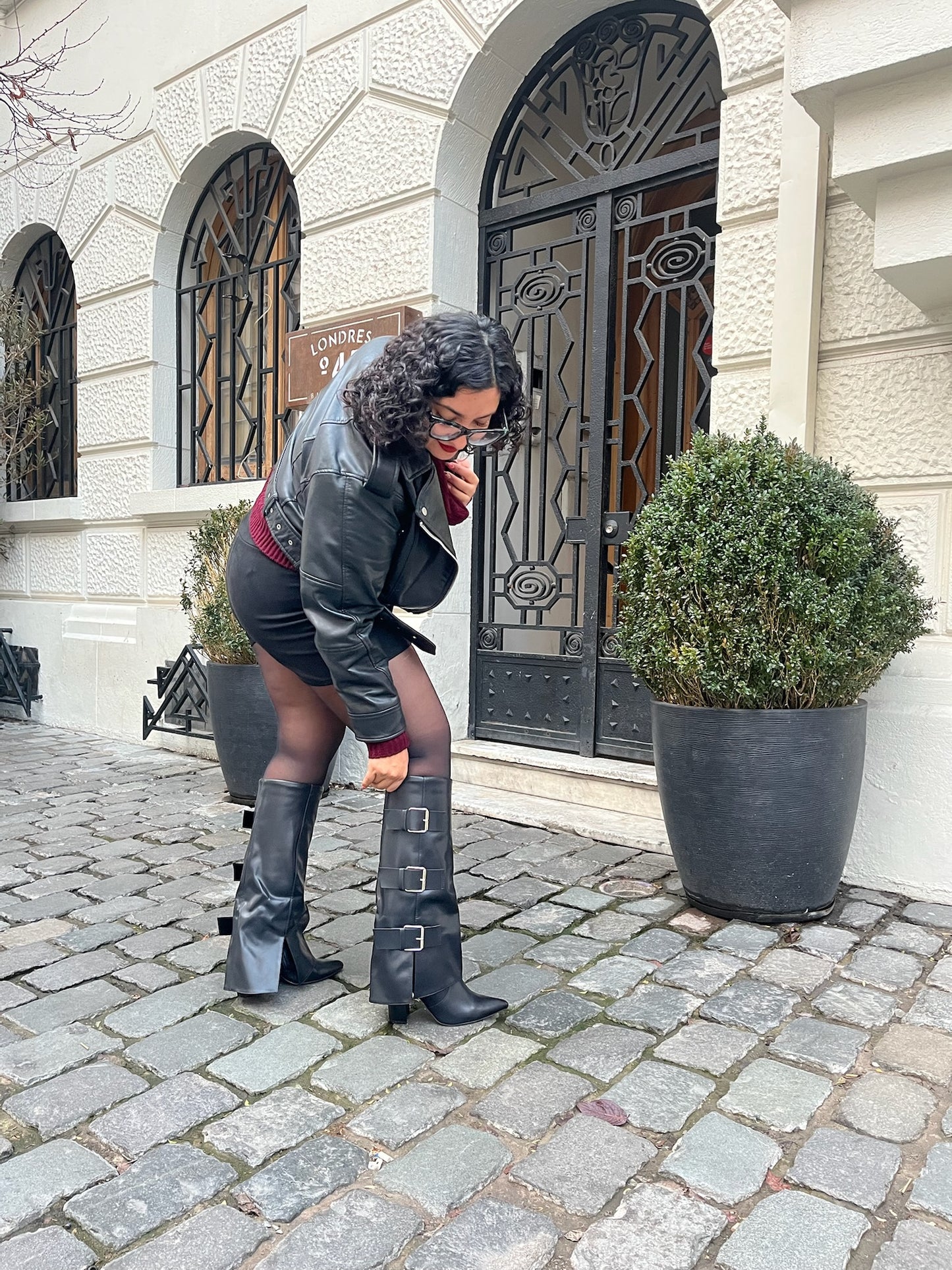 Give Boots Hebilla